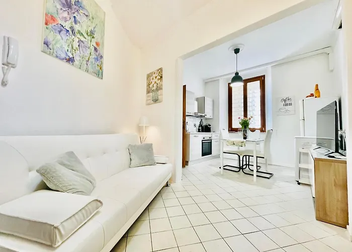 Tiny Apartment 8